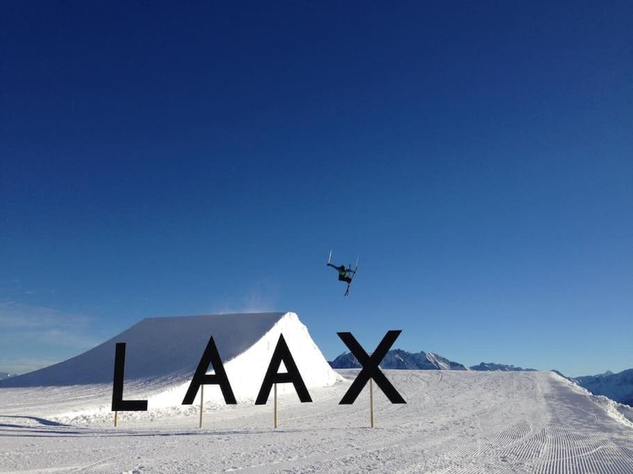 Modern Laax Apt, Swimming Pools, Wellness & Tennis Экстерьер фото
