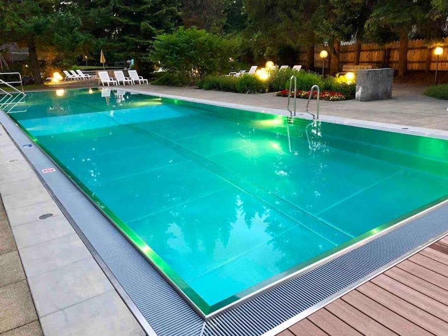 Modern Laax Apt, Swimming Pools, Wellness & Tennis Экстерьер фото
